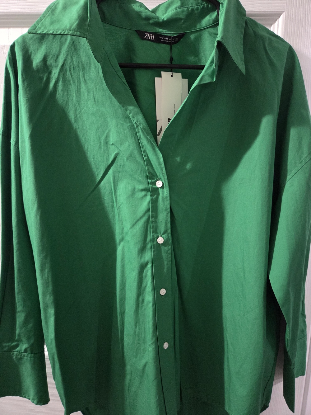 Zara Men’s Emerald Green Casual Button-Down Shirt